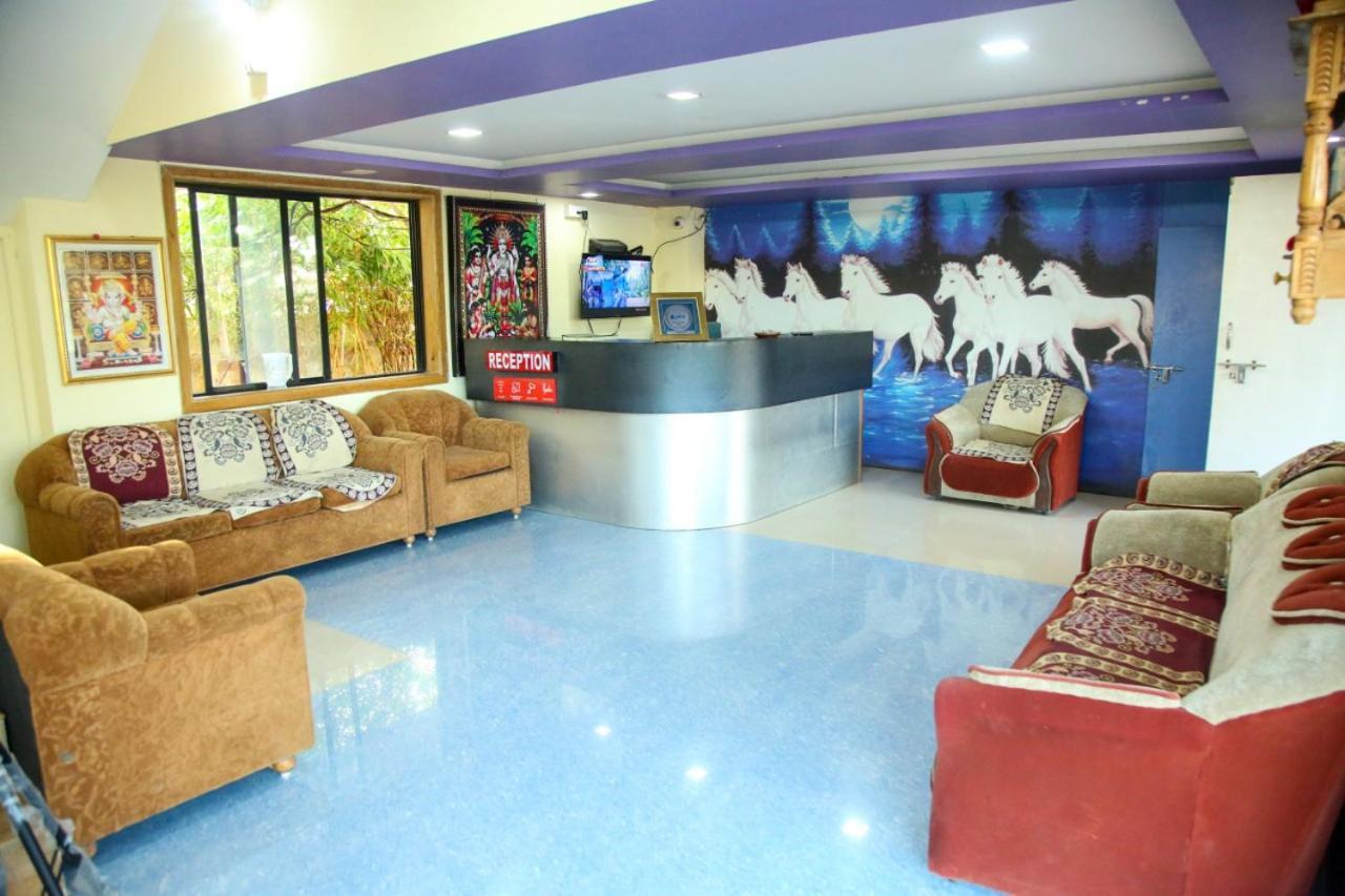 Hotel Silent Daman Exterior photo